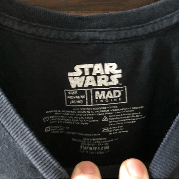 Star Wars Baby Yoda black short sleeve graphic tee in size M - Picture 4 of 6